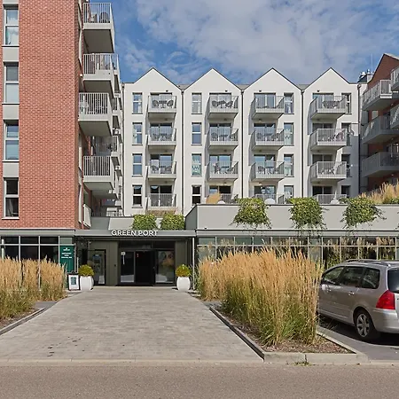 Appartamento Vacationclub - Port 403 *