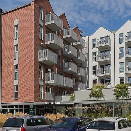 Appartamento Vacationclub - Port 403 *